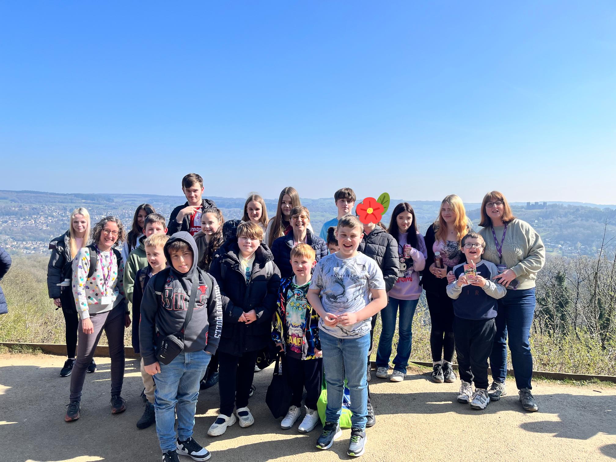 Group picture.jpg (420 KB)